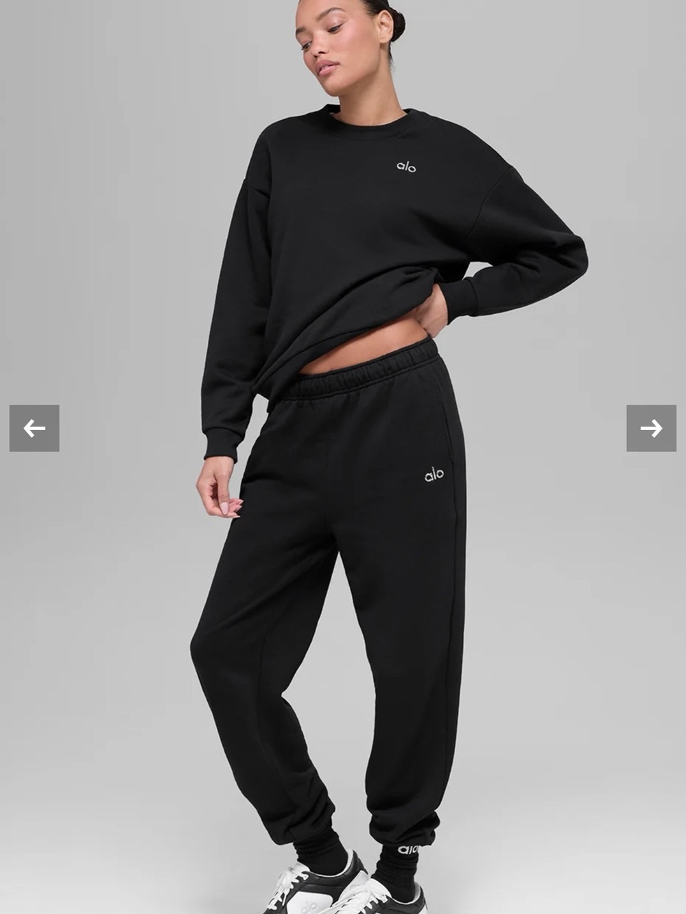 ALO Yoga Black Crew Sweatshirt with Small Chest Logo - Picture 5 of 6